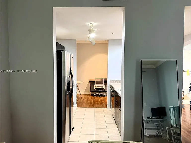 533 NE 3rd Ave #313 — Photo 7