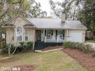 452 Fairland Ave, Fairhope, AL 36532