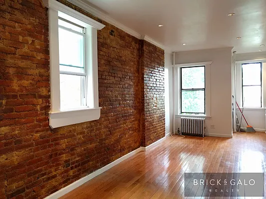 Rented by BRICK & GALO REALTY CORP | media 23
