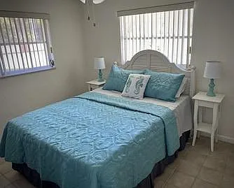 5045 Greenbriar Dr — Photo 14