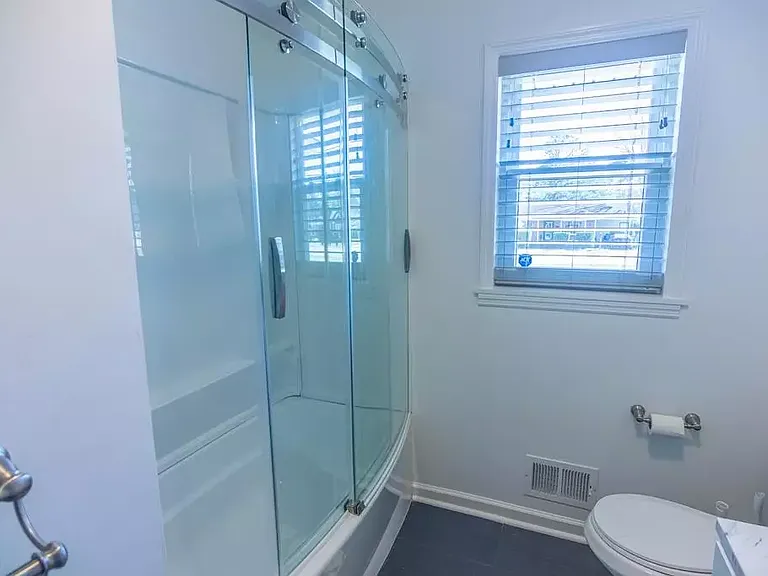 614 Camellia St NE — Photo 30