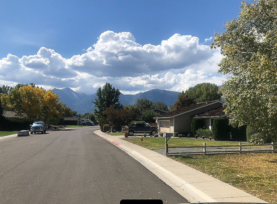 2nd image of 1754 Westwood Dr