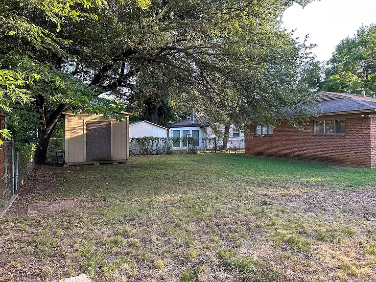 50351 Bryant St — Photo 27