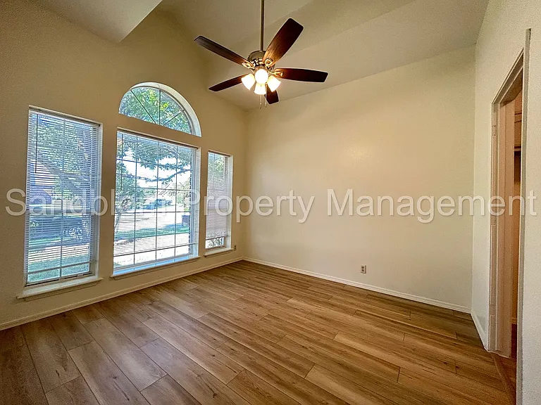 8928 E 87th Pl — Photo 4