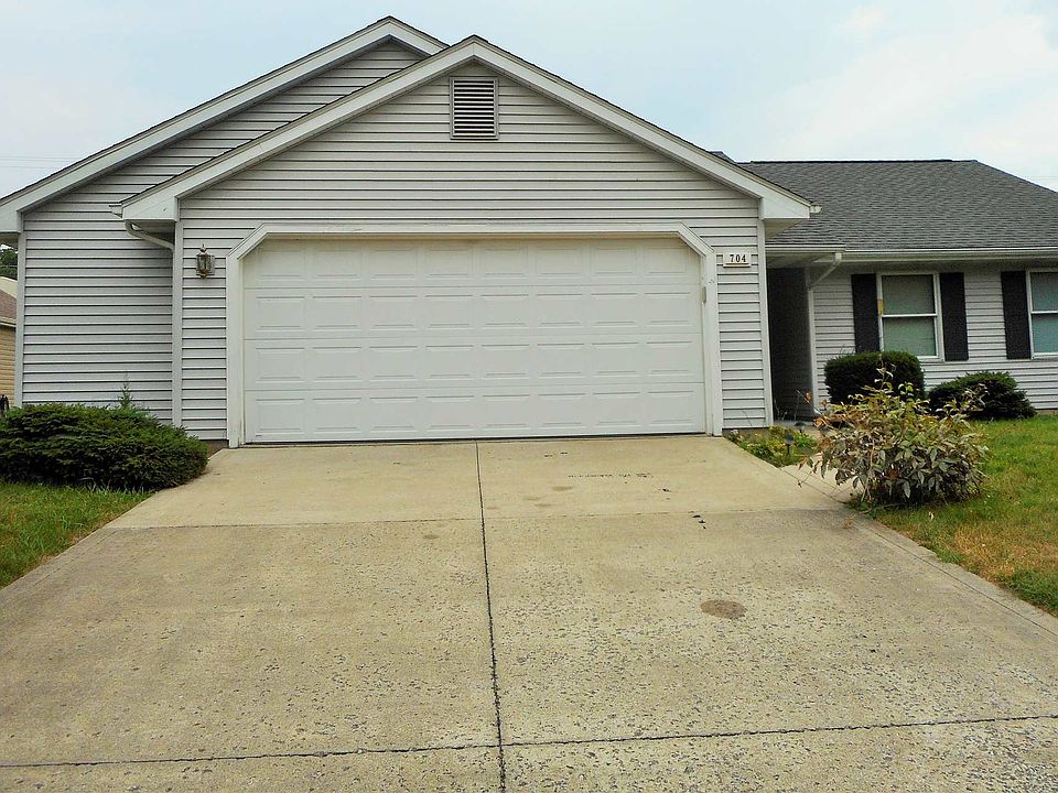 1st image of 704 Arcadia Ct