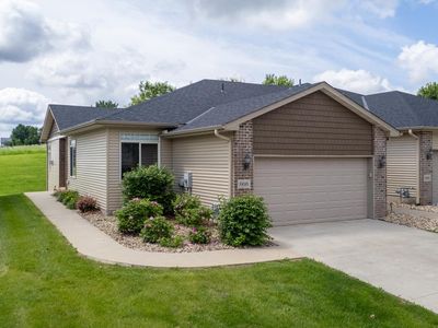 668 Shardlow Pl NE, Byron, MN, 55920