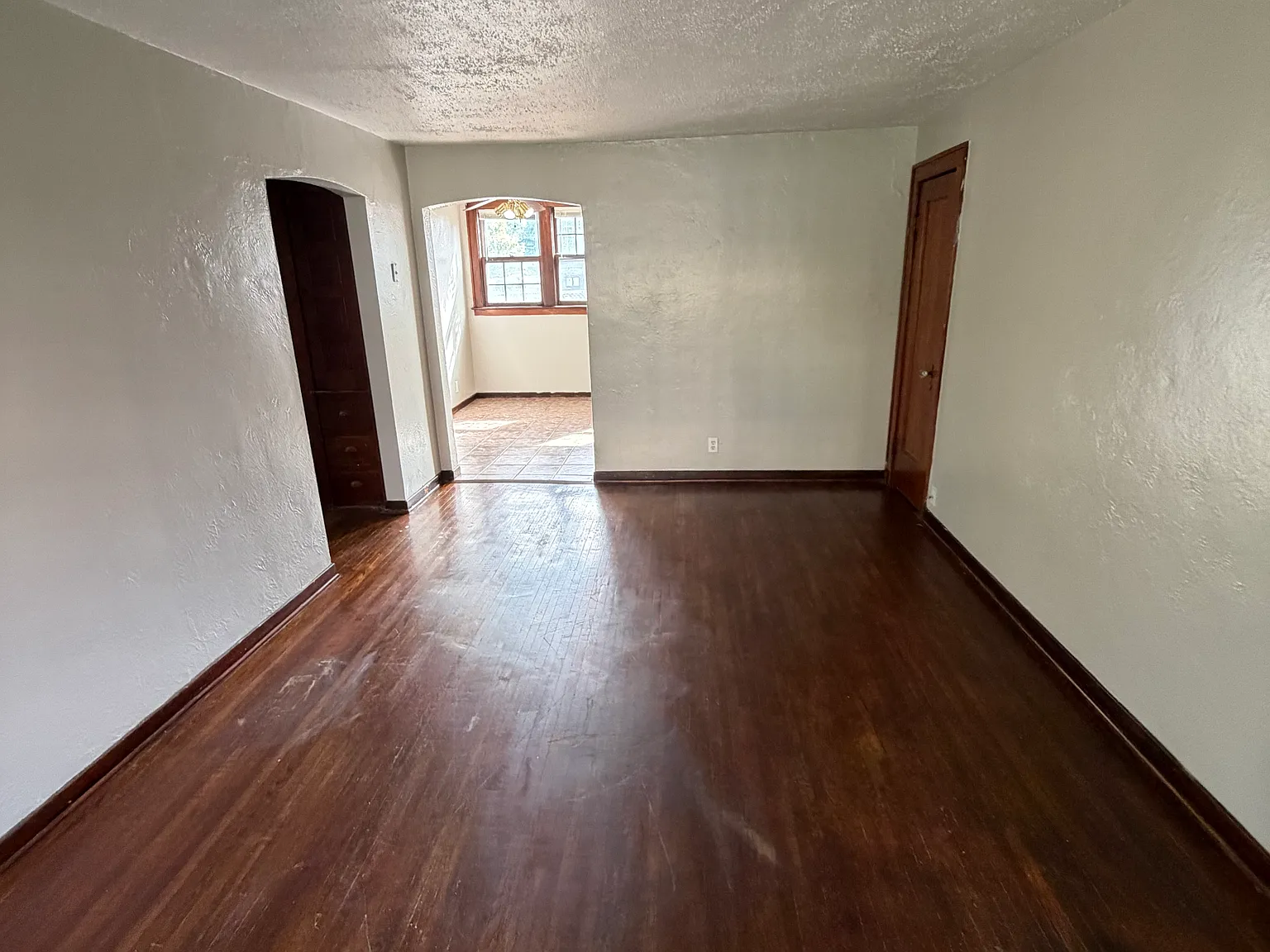 2 bed, 650 sqft, $1,250 — Photo 2