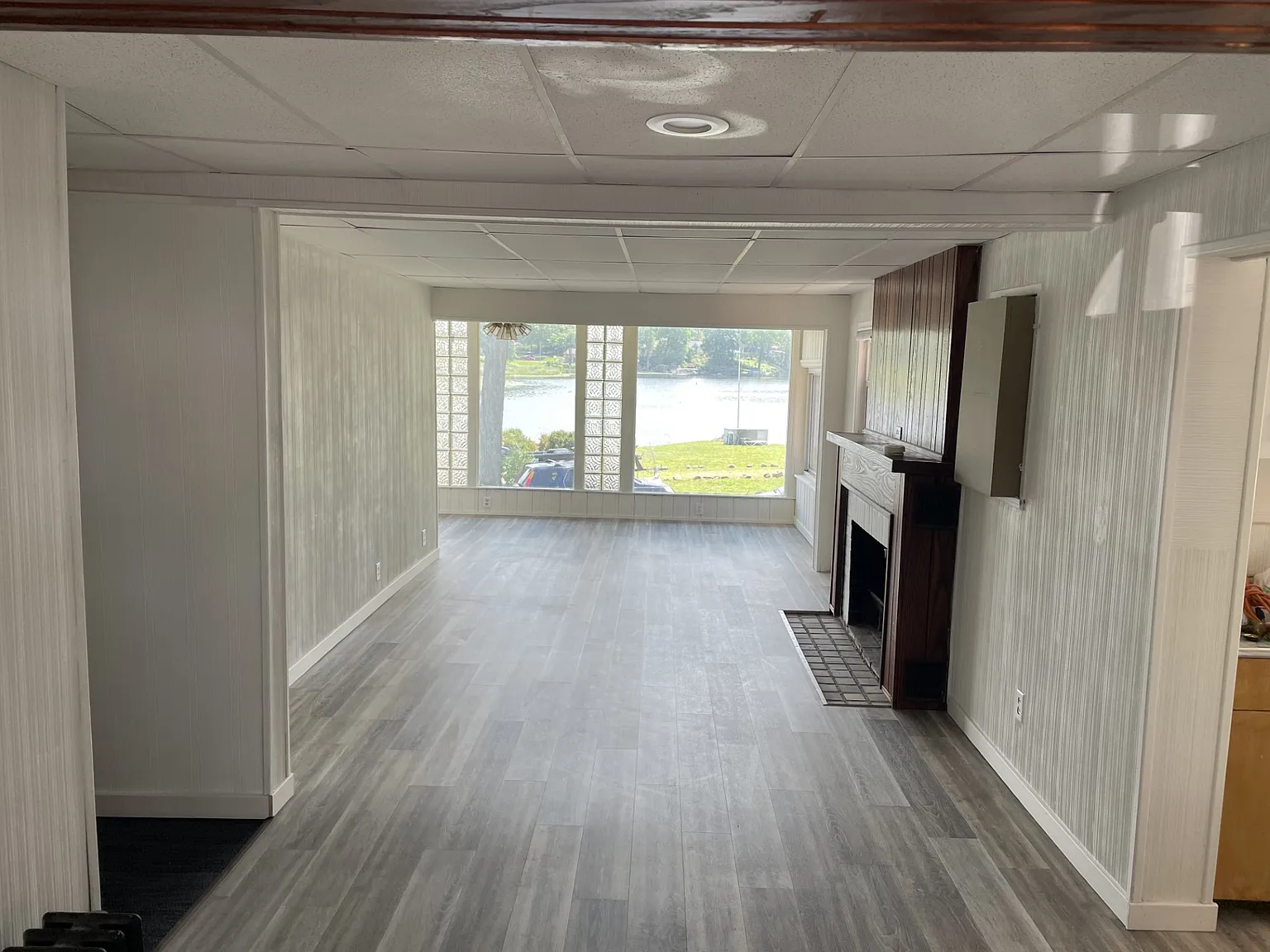 1 bed, 1000 sqft, $1,550 — Photo 2