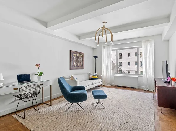 200 E 57th St APT 8D, Manhattan, NY 10022