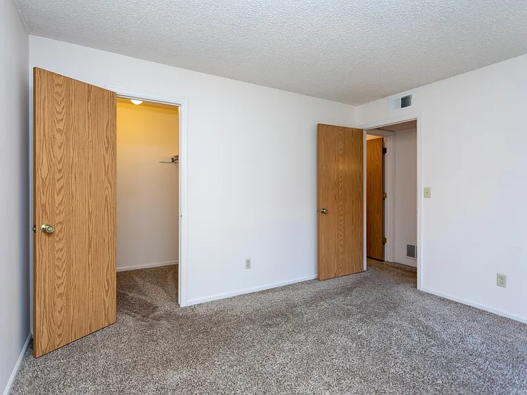 Palmetto Club Apartments — Photo 5
