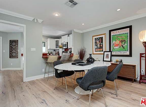 4th image of 823 17th St Unit 8