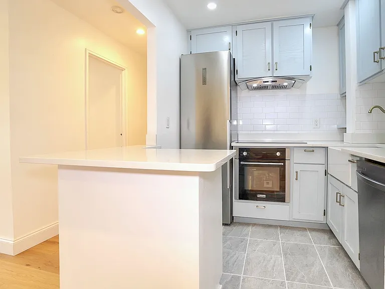 1111 River Rd #G7 — Photo 5