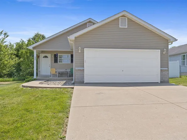 220 May Ave, Winfield, MO 63389