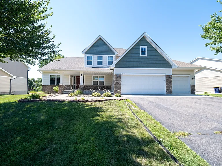 16549 Dodd Ln — Photo 1