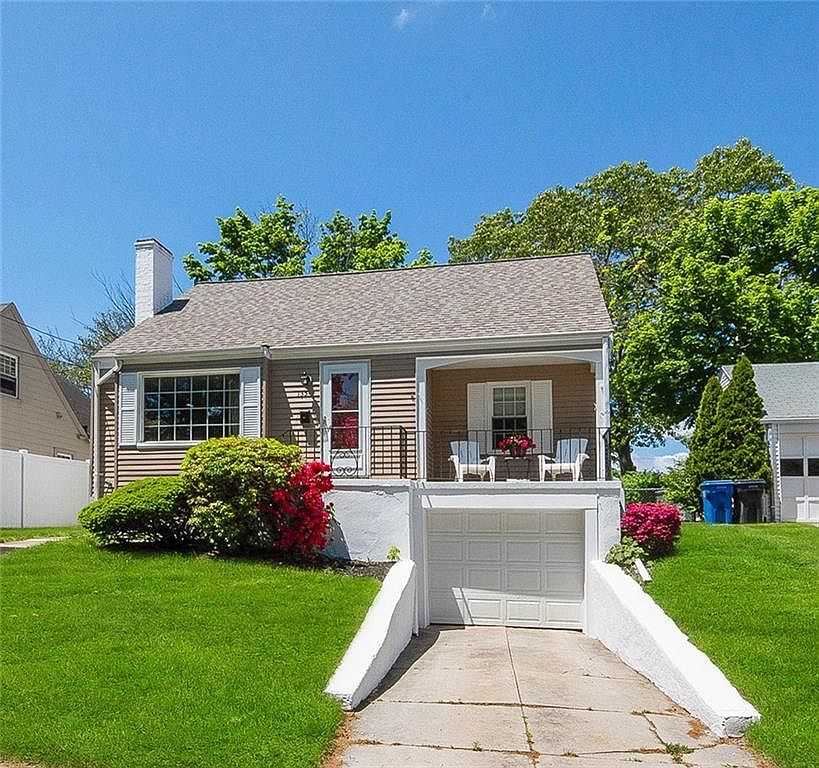 135 Columbus Blvd, Cranston, RI 02910 Zillow
