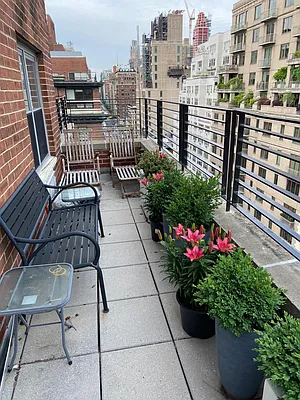 Sold by Nest Seekers International | media 21