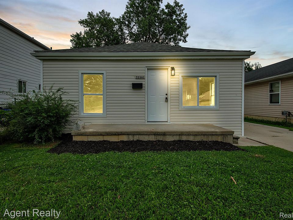 1st image of 25360 Macomb St
