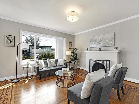 3rd image of 3031 Maple Ave
