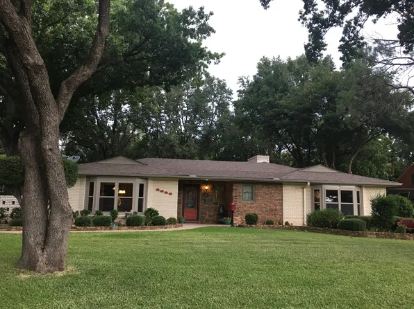 2622 Amherst Dr, Wichita Falls, TX 76308