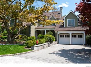 205 Delhi Rd, Scarsdale, NY 10583