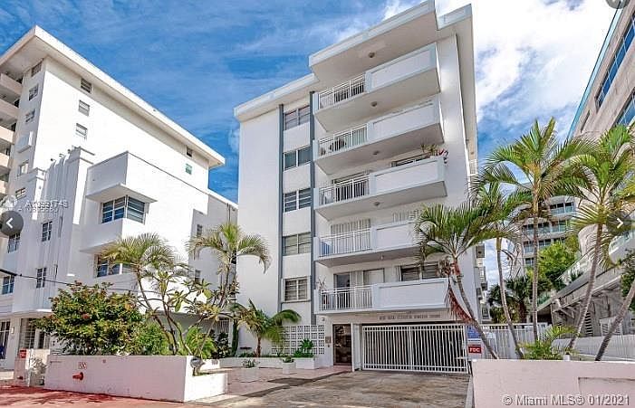 1st image of 325 Ocean Dr APT 208