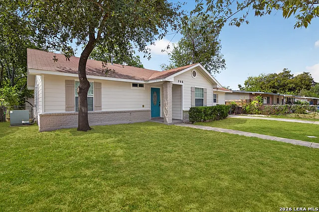 4 bed, 3.0 bath, 1516 sqft, $1,750 — Photo 2