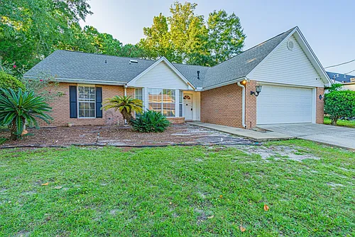 24 Neptune Dr Photo 1 24 Neptune Dr Photo 1