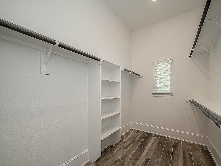 115 N Winter Sunrise Cir — Photo 30