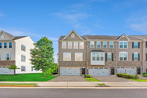 115 Hornbeam Dr Photo 1