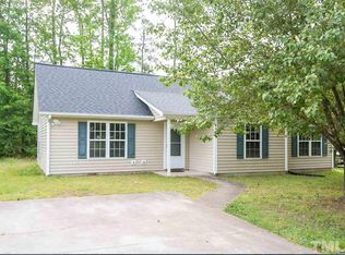 902 Hounds Chase Dr, Durham, NC 27703