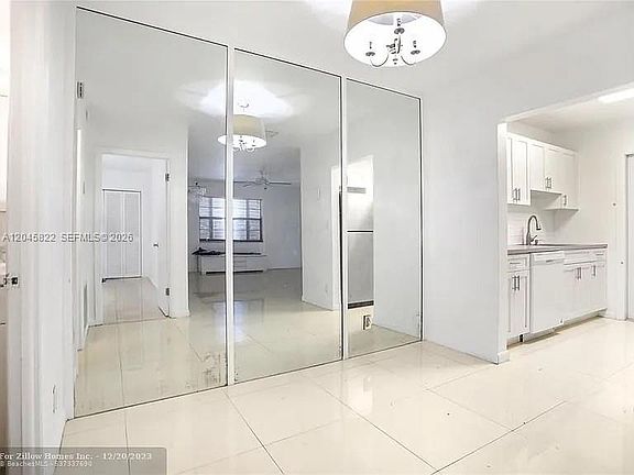 4th image of 348 S Federal Hwy APT 31