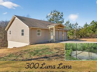 300 Luna Ln, Sparta, TN 38583