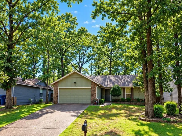 25 Oak Ridge Dr, Maumelle, AR 72113