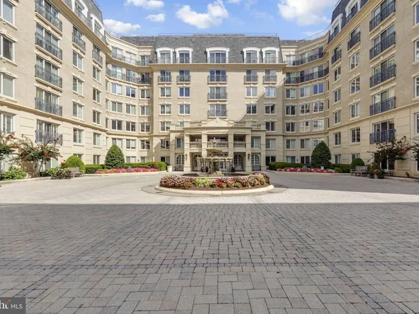 5 Park Pl APT 107, Annapolis, MD 21401