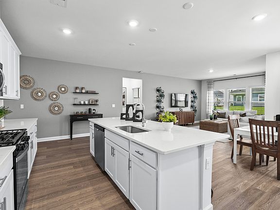 Waterside Model 2705 Tranquility Loop 18.jpg