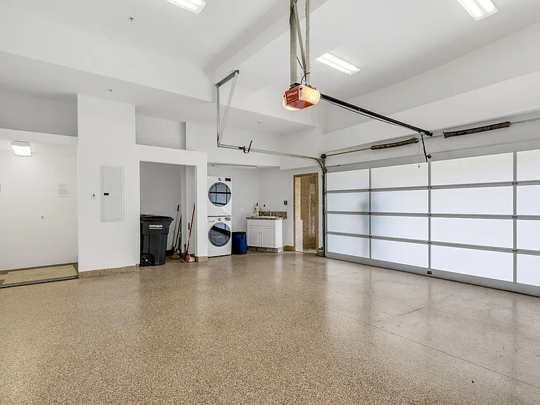 384 Loma Ter — Photo 39