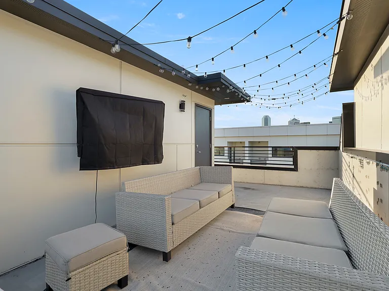 1813 Park Ave #106 — Photo 14