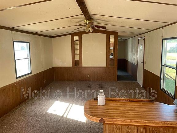 3rd image of 3224 Idlewild Dr