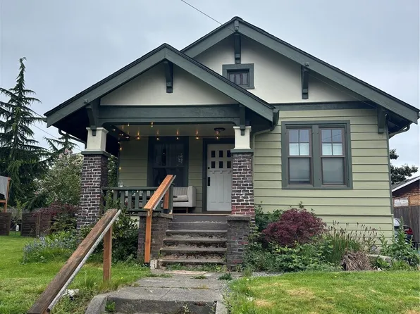 3219 Walnut Avenue SW, Seattle, WA 98116