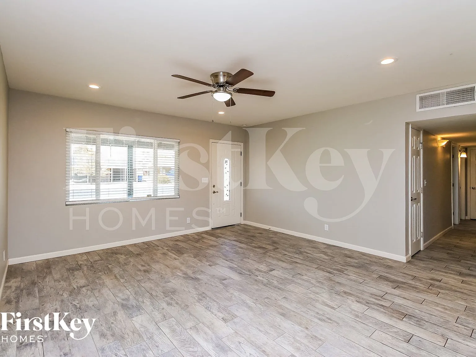 4 bed, 2.0 bath, 1862 sqft, $2,745 — Photo 2