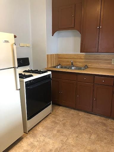 1st image of 517 Vergauwen Ct