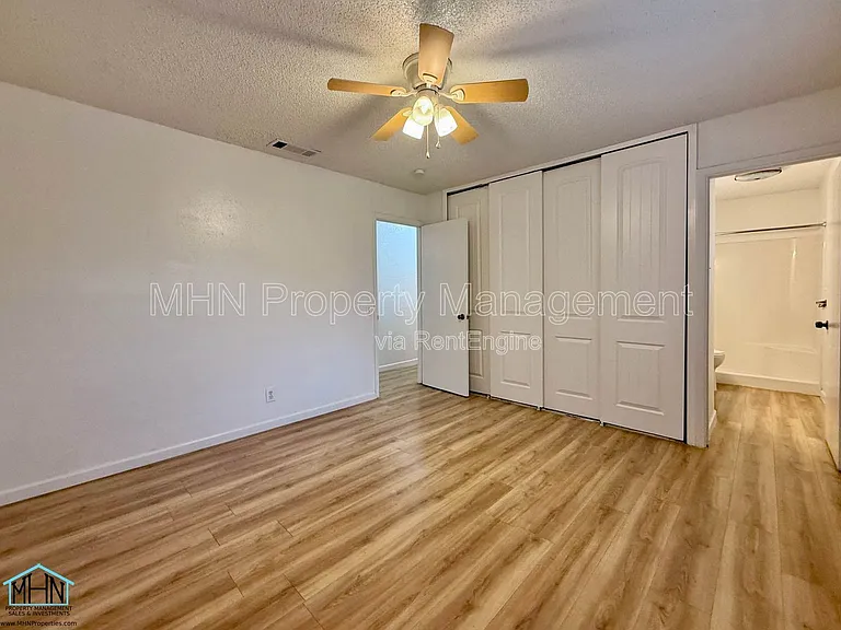 9607 Gold Hill Dr — Photo 13