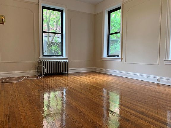 4th image of 45-35 44th St #2B