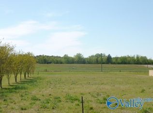 208 Old Vaughn Bridge Rd, Hartselle, AL 35640