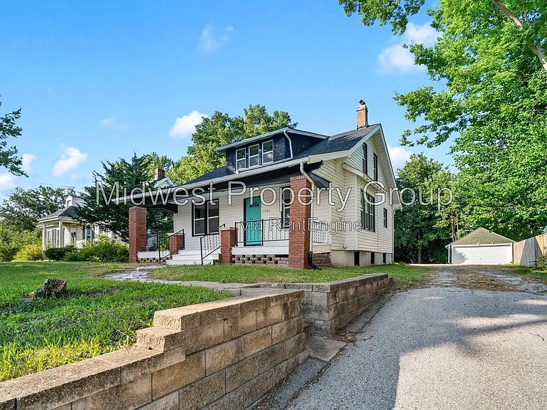 11560 Old Halls Ferry Rd — Photo 40