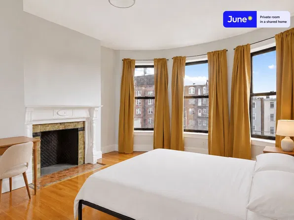 17 Highgate St, Allston, MA