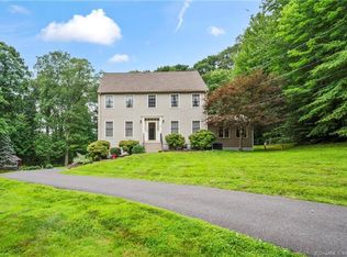16 Twist Hill Rd, Newtown, CT 06470