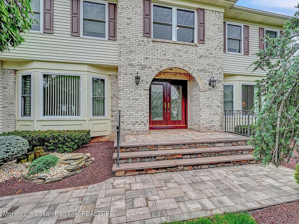 31 Woodhollow Drive, Manalapan, NJ 07726 Zillow