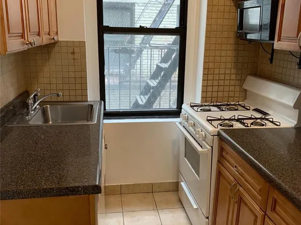 21-16 35th Street #3H, Astoria, NY 11105