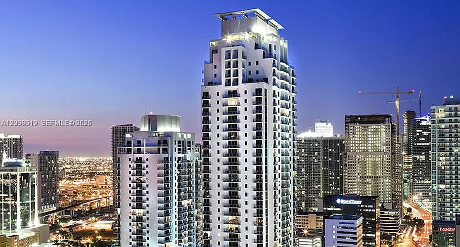 1060 Brickell Ave #1501
